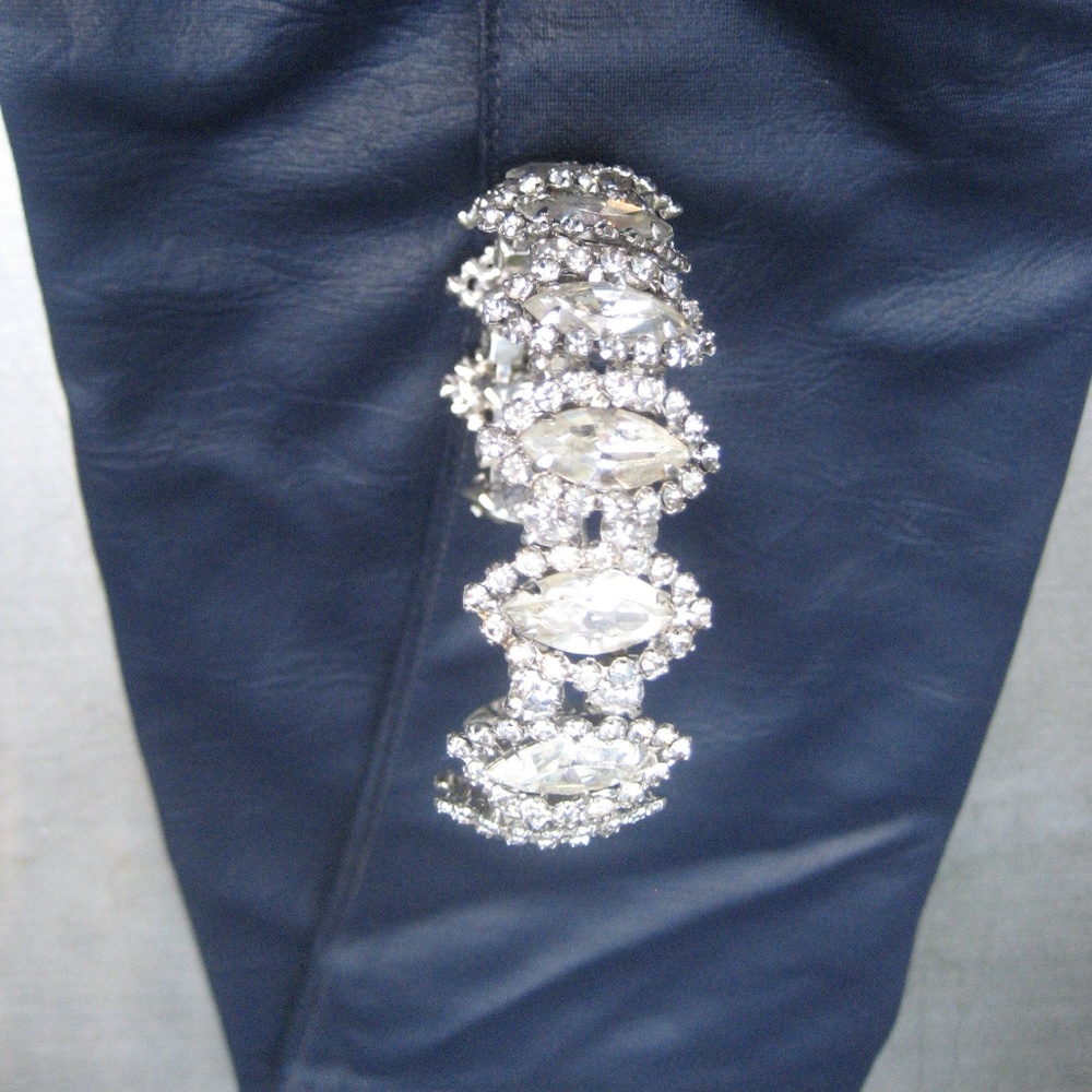 VINTAGE WEISS CLEAR RHINESTONE BRACELET W/CHAIN